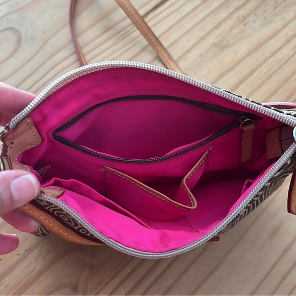 Dooney & Bourke Crossbody Bag - Picture 6 of 8